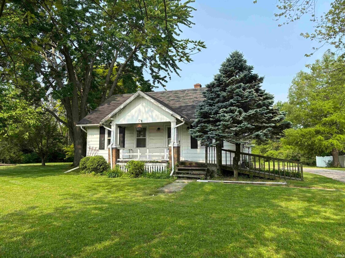 Foto principal - 9817 Auburn Rd