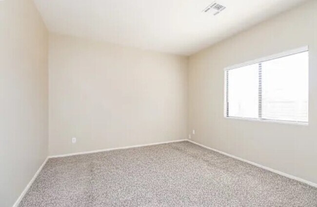 Foto del edificio - 9072 W Hidalgo Ave