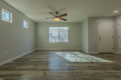 Building Photo - Beautiful home near Drexel and Houghton....