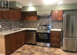 Building Photo - 926 Flagship Dr