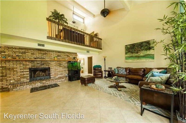 Building Photo - 3 br, 2.5 bath House - 4090 Palo Verde Drive