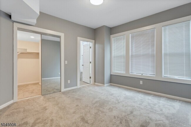 Foto del edificio - 35 N 21st St