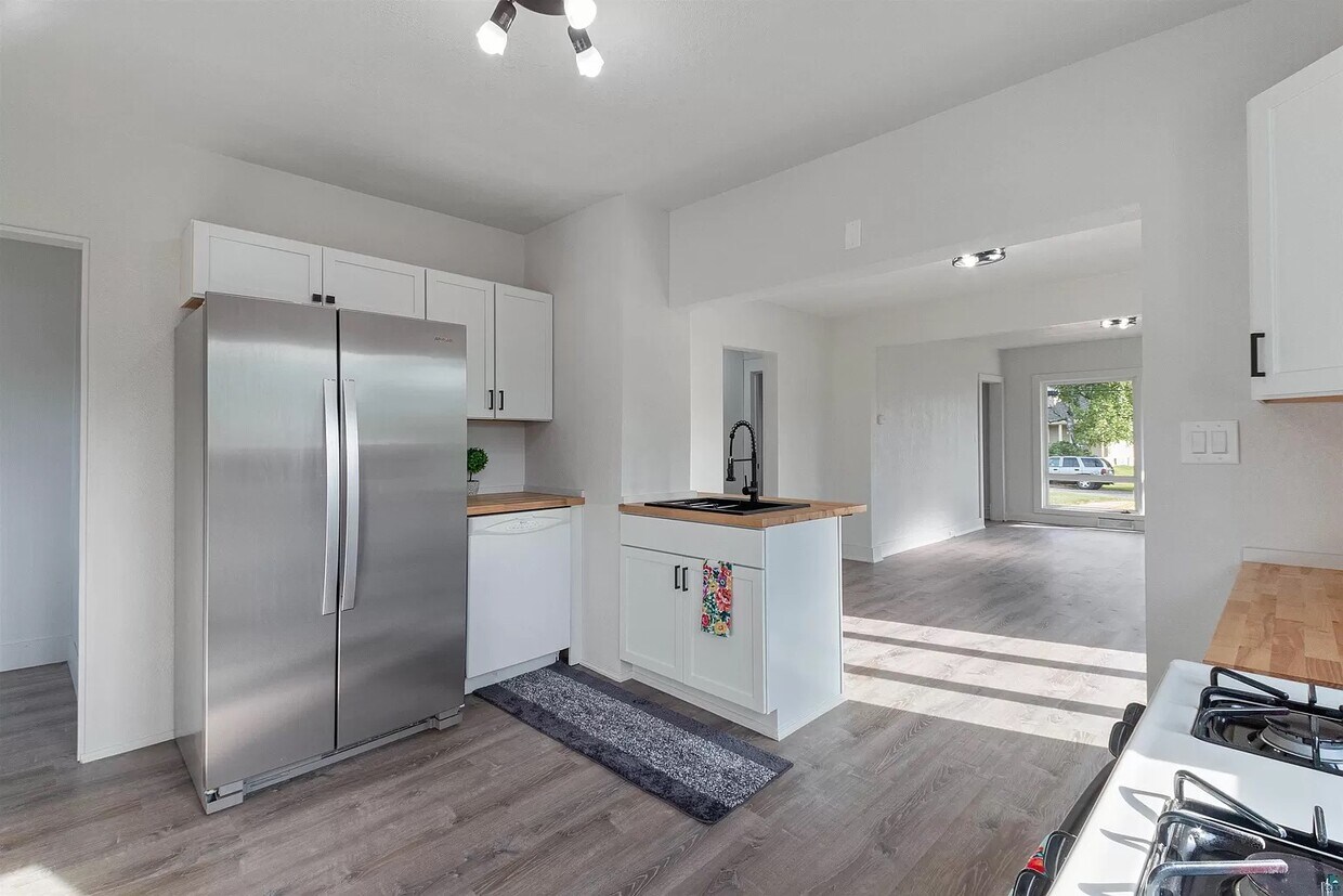 Foto principal - 47 W Chisholm St