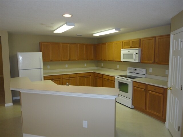 Foto del edificio - 13719 Phoenix Dr