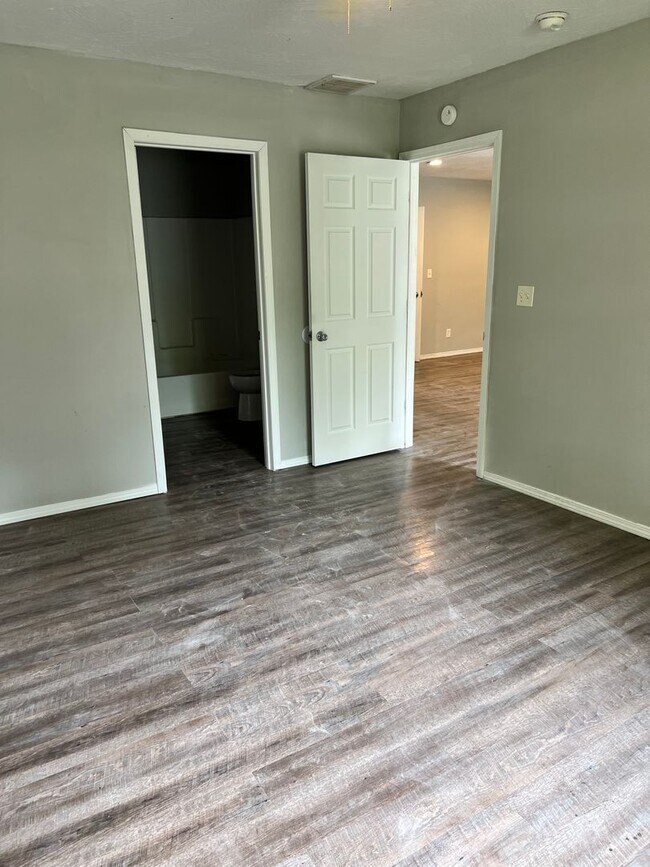 Foto del edificio - 3 Bed 2 Bath House