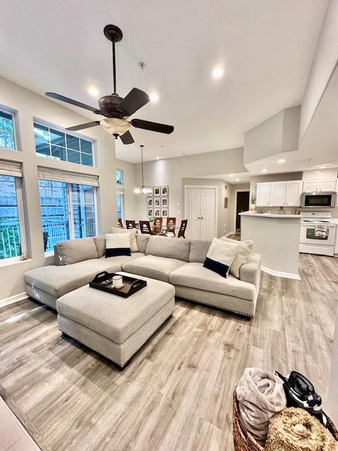 Building Photo - 14905 SW Sandhill Loop