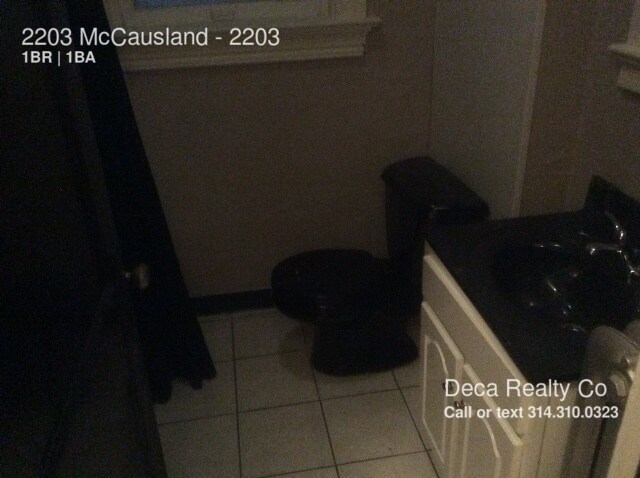 Foto del edificio - 2203 McCausland Ave