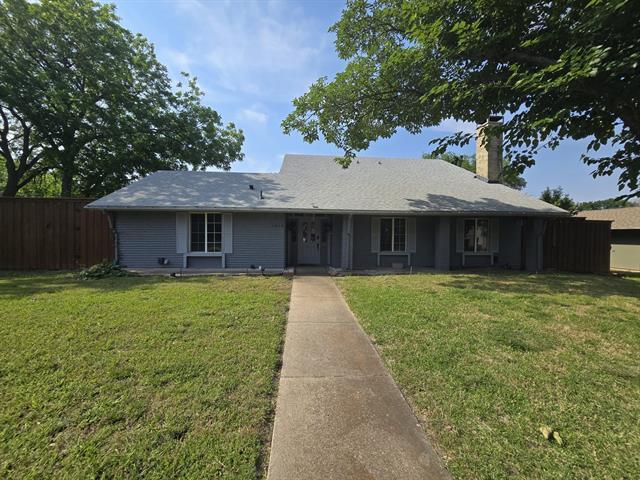 Building Photo - 1618 Sara Ln