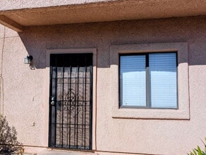 Building Photo - 224 W Laguna St