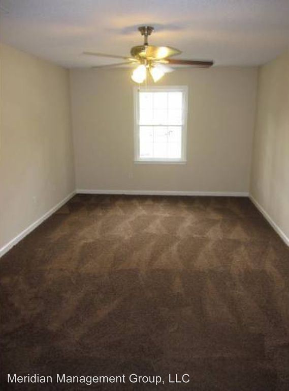 Building Photo - 4821 W McEachern Woods Dr