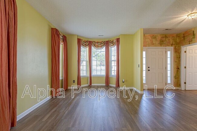 Building Photo - 317 Edenberry Way