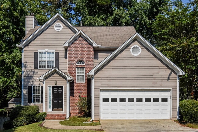 Building Photo - 2628 English Oaks Ln NW