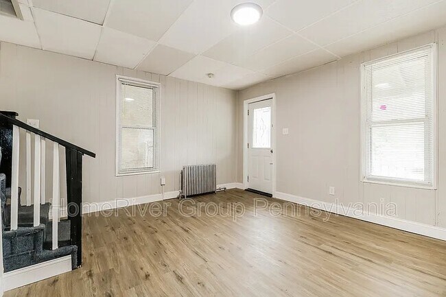Foto del edificio - 4928 Wakefield St