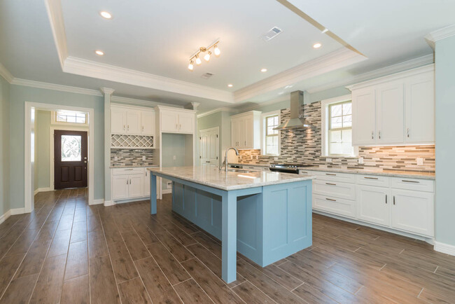 Building Photo - 6460 Bell Pointe