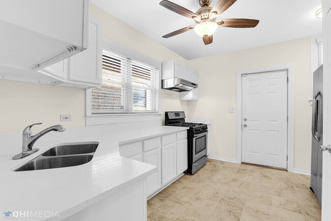 Building Photo - 2 br, 1 bath House - 1513 East 84th Place