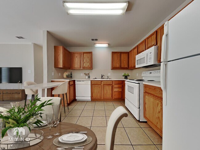 Foto del edificio - 311 N Chicago Ave