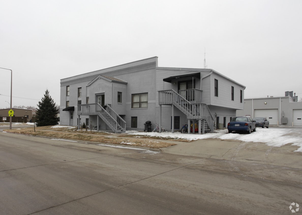 14120 Heywood St, Waverly, NE 68462 Apartments in Waverly, NE