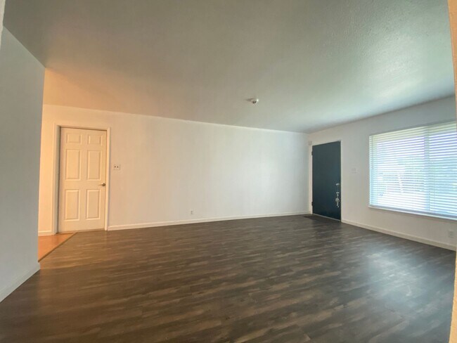 Foto del edificio - Spacious 4 Bedroom Home in Morada