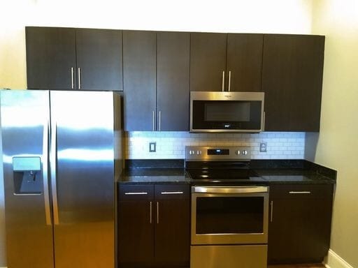 Building Photo - 936 Broad St