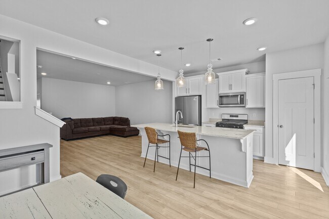 Foto del edificio - 103 Marston Ln