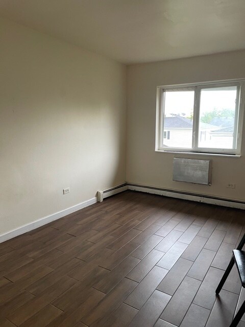 Bedroom - 515 Wimbleton Dr