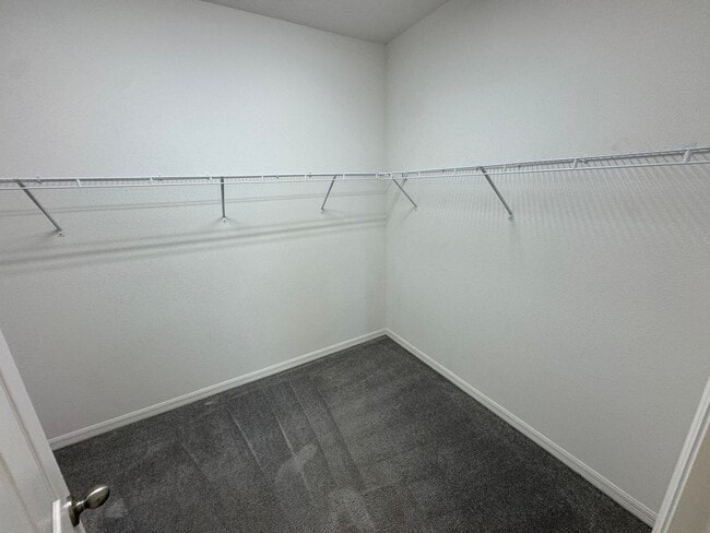 Building Photo - Available Now! Spacious 3-Bedroom Townhome with Fenced Yard in Winter Garden – Washer and Dryer I...