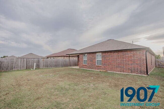 Foto del edificio - Modern & Spacious 3-Bedroom Home in Newcastle - Move In Now & Get 50% Off Your Second Month's Rent!