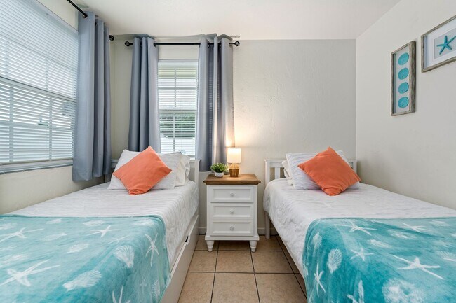 Foto del edificio - 6 Palmetto Dr