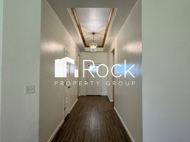 Building Photo - Beautiful 3 Bedroom Home in Azalea Farms in Noble