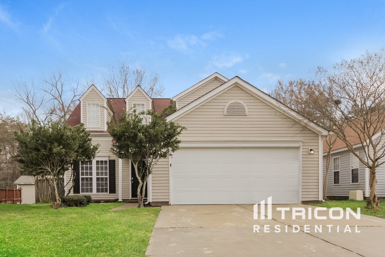 Primary Photo - 13006 Planters Row Drive Charlotte NC