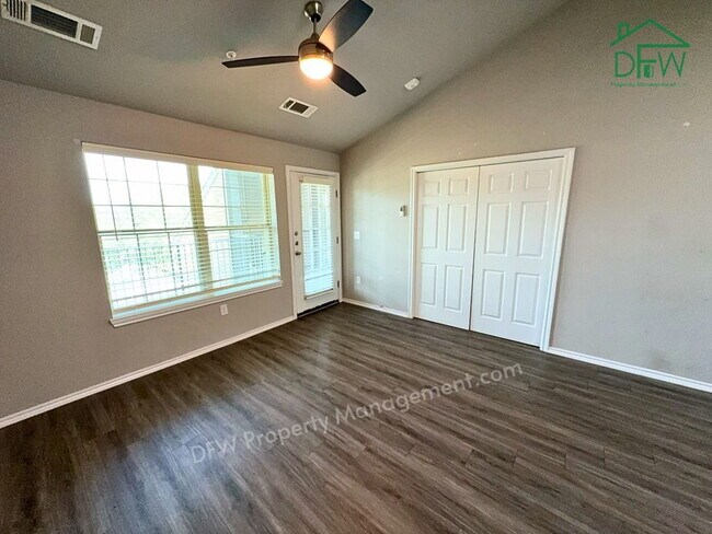 Foto del edificio - For Lease: 1BR Condo in Northeast Dallas - Minutes to NorthPark