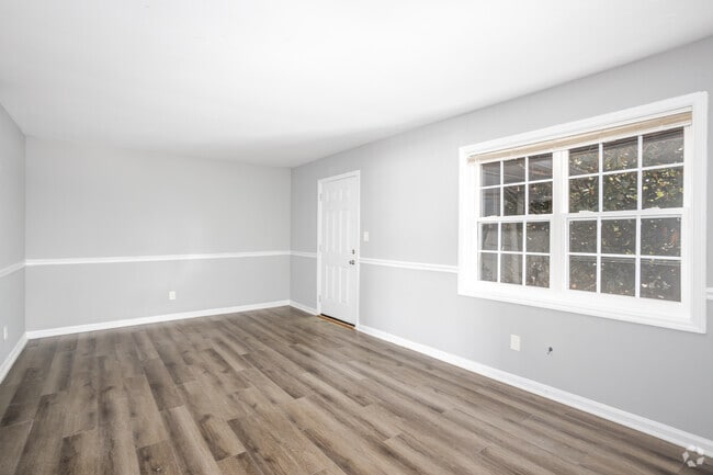 1BR, 1BA - 934SF - Living Room - Oliver Point Apartments