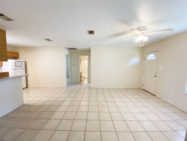 Building Photo - 8701 US-77