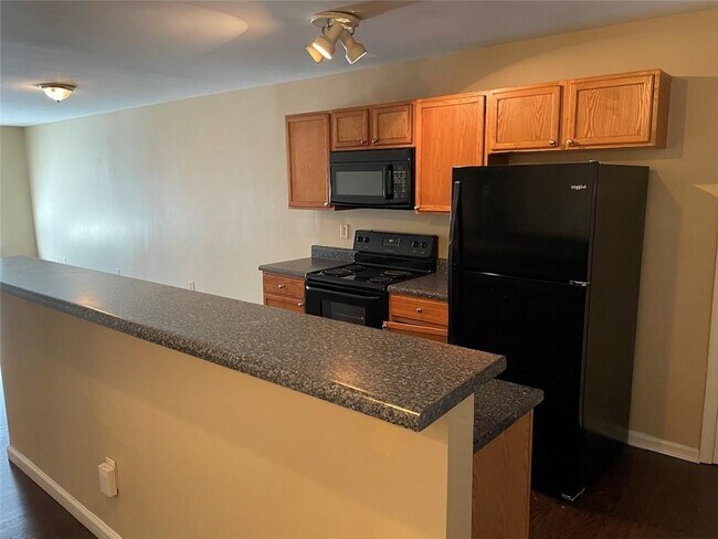 Foto del edificio - 2045 Baker Rd NW
