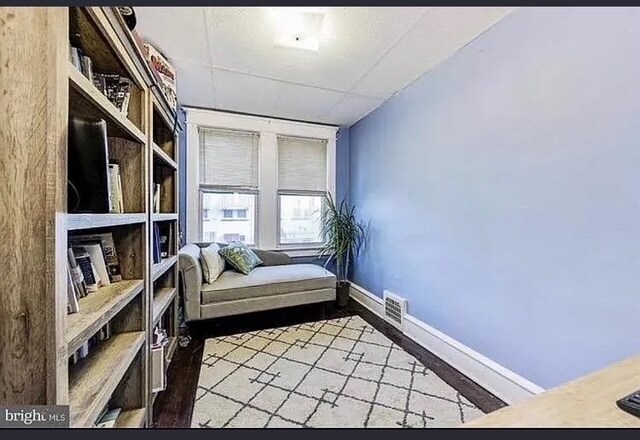 Foto del edificio - 104 Coolidge Ave