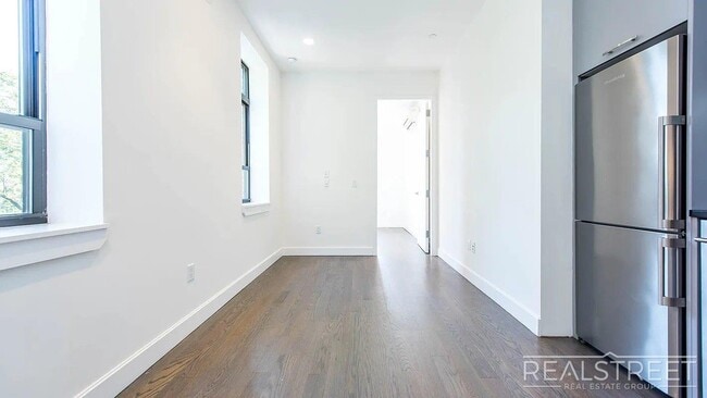 Foto del edificio - Monitor Street