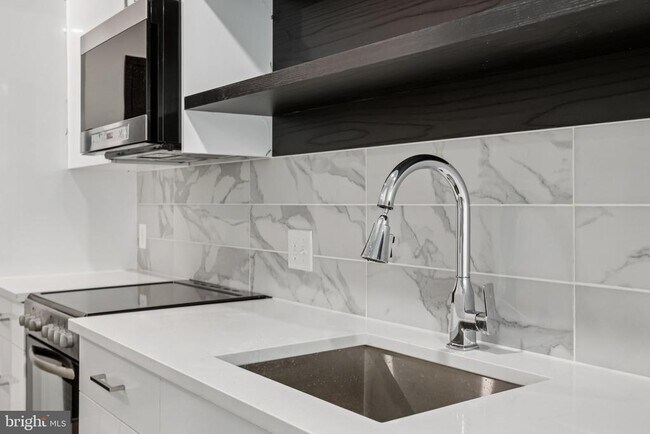 Foto del edificio - 1201 Vine St