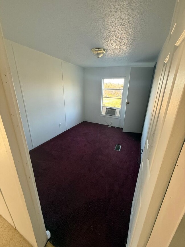 Building Photo - For Rent – Irvington, AL