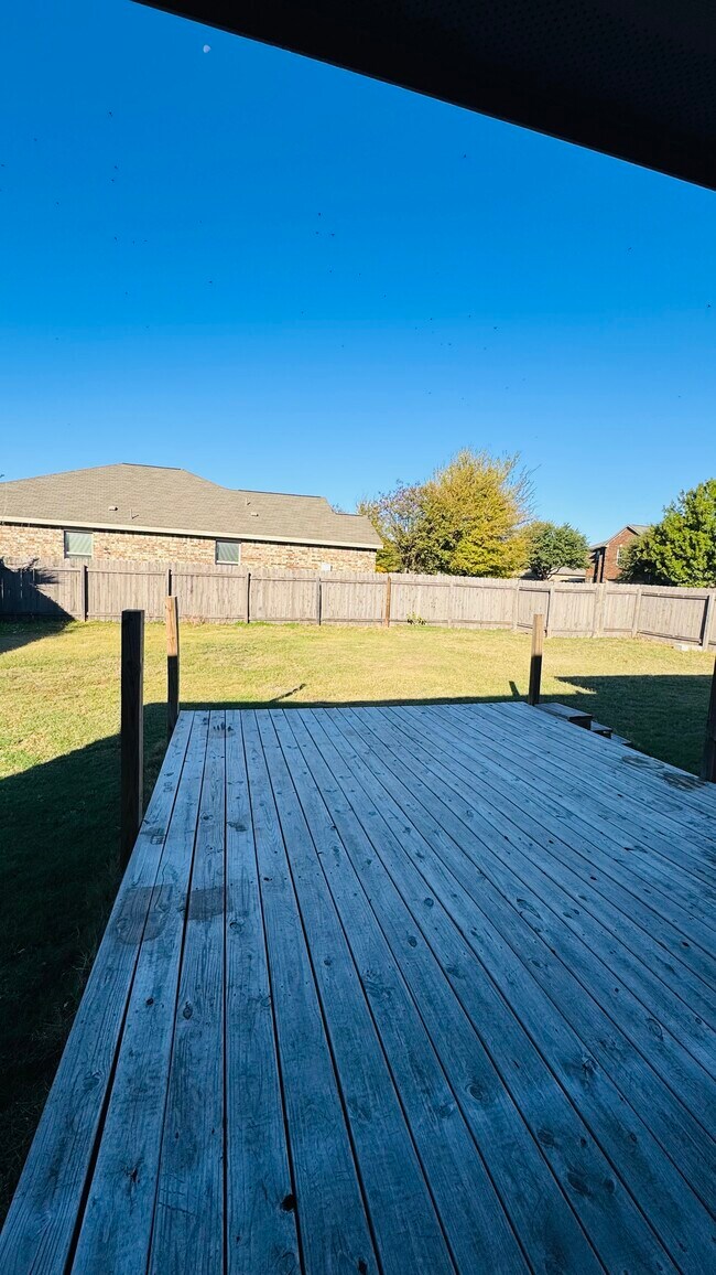 Foto del edificio - 112 Hendelson Ln