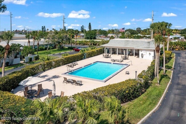 Foto del edificio - 413 Blue Jay Ln