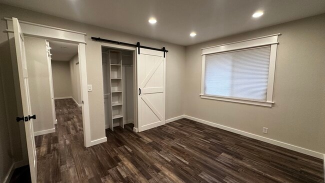 Foto del edificio - 340 SE 26th Ave