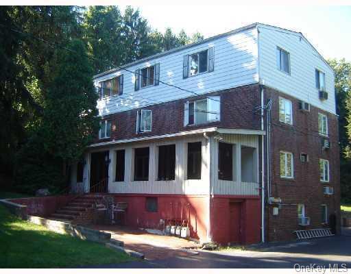 Primary Photo - 108 Laurel Rd