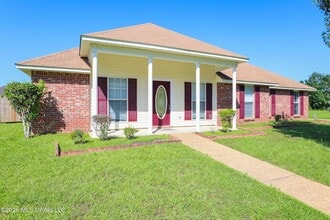 Building Photo - 1123 Bullrun Dr