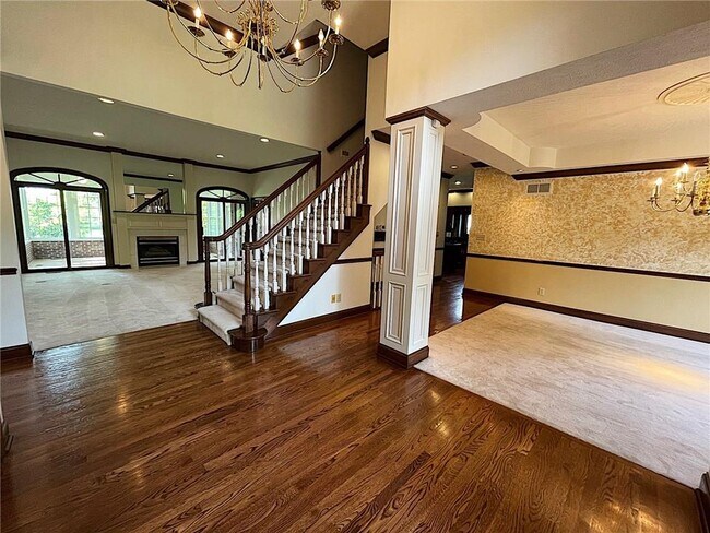 Building Photo - 6532 Shamel Dr
