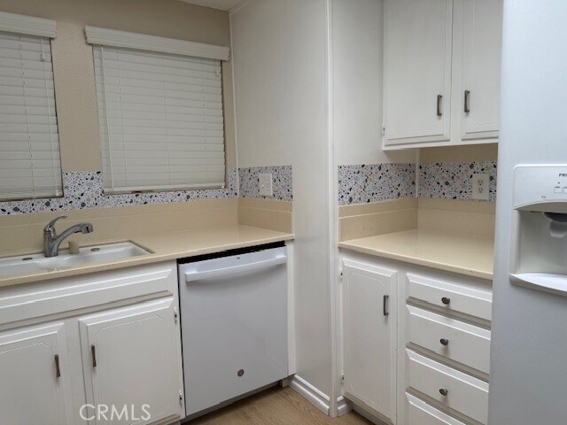 Foto del edificio - 3145 Via Vista