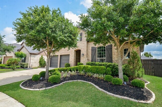 Building Photo - 3606 Lake Falls Dr