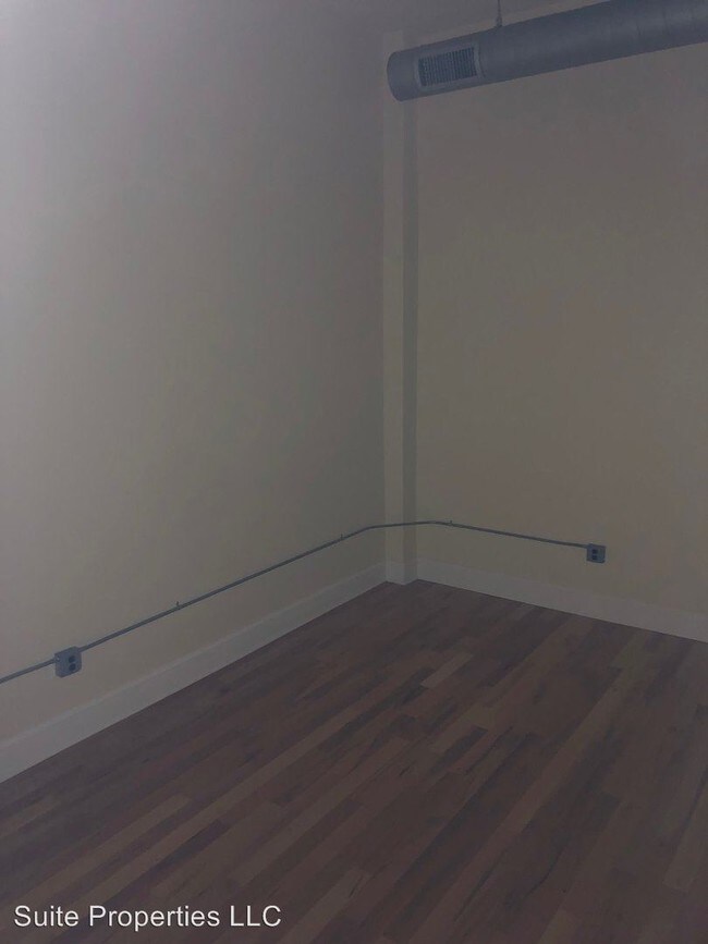 Foto del edificio - 2 br, 1 bath House - 5766 Trumbull Ave #103