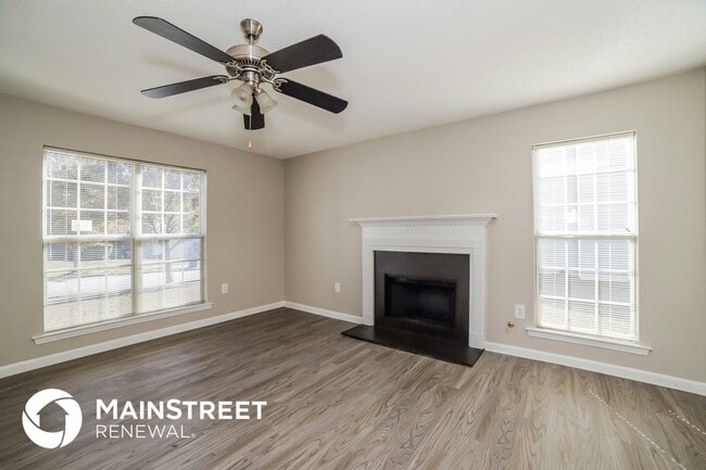 Building Photo - 5730 Village Loop