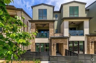 Building Photo - 4703 Unity Cir