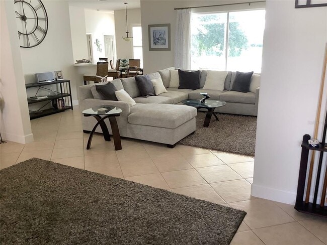 Building Photo - 2933 Seasons Blvd